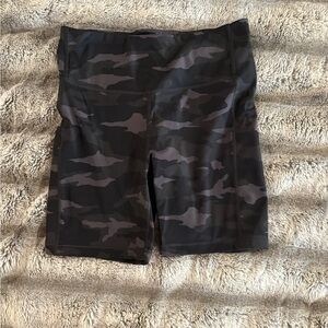 Athleta Camo Women's Bike Shorts